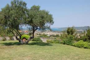 Family 5-bdrm villa with sea views on private land